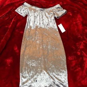 Off the shoulder velvet dress